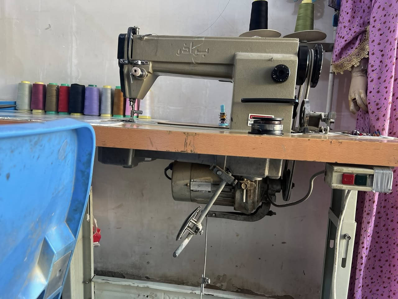 المكاين عله 250 والاوفر 350 وبيهن مجال شي بسيط


**إذا كنت صاحب هذا الإعلان وتريد حذفه لأي سبب، رجاءا أرسل رسالة إلى الدعم الفني**