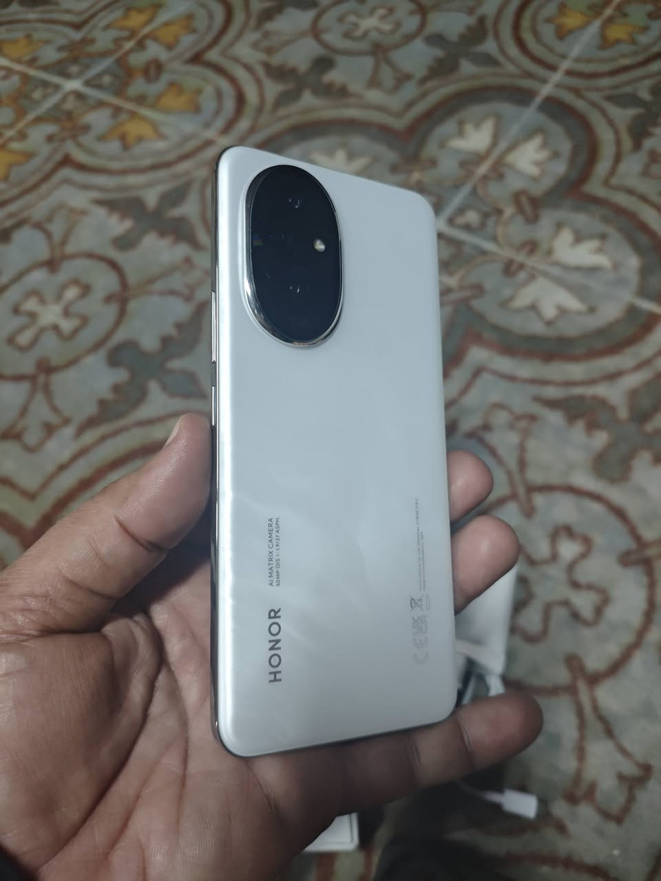 هونر 200 أخو الجديد
كامل مكمل
الذاكرة 256
الرام 12
الشاشة أمولد منحنية
للبيع بـ 325
أو للمراوس
مكاني بغداد

رقم الهاتف
***********
