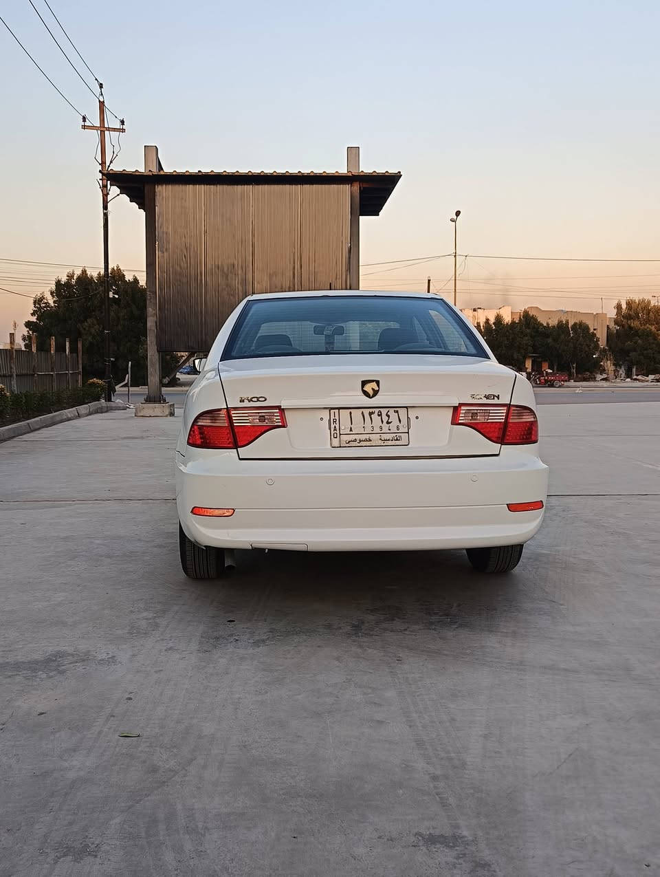 للبيع سمنت سورن موديل 12 دواخله 17 بلاد رقم قادسيه ثاني يوم تحول *********** وتساب محرك كير تبريد صدر تخم تاير كله مكفوله 
عنواني بغداد حي الرسالة شارع قطر الندئ مقابيل مدرسة رفيده قرب البياع السعر 48 وبيه مجال بسيط
