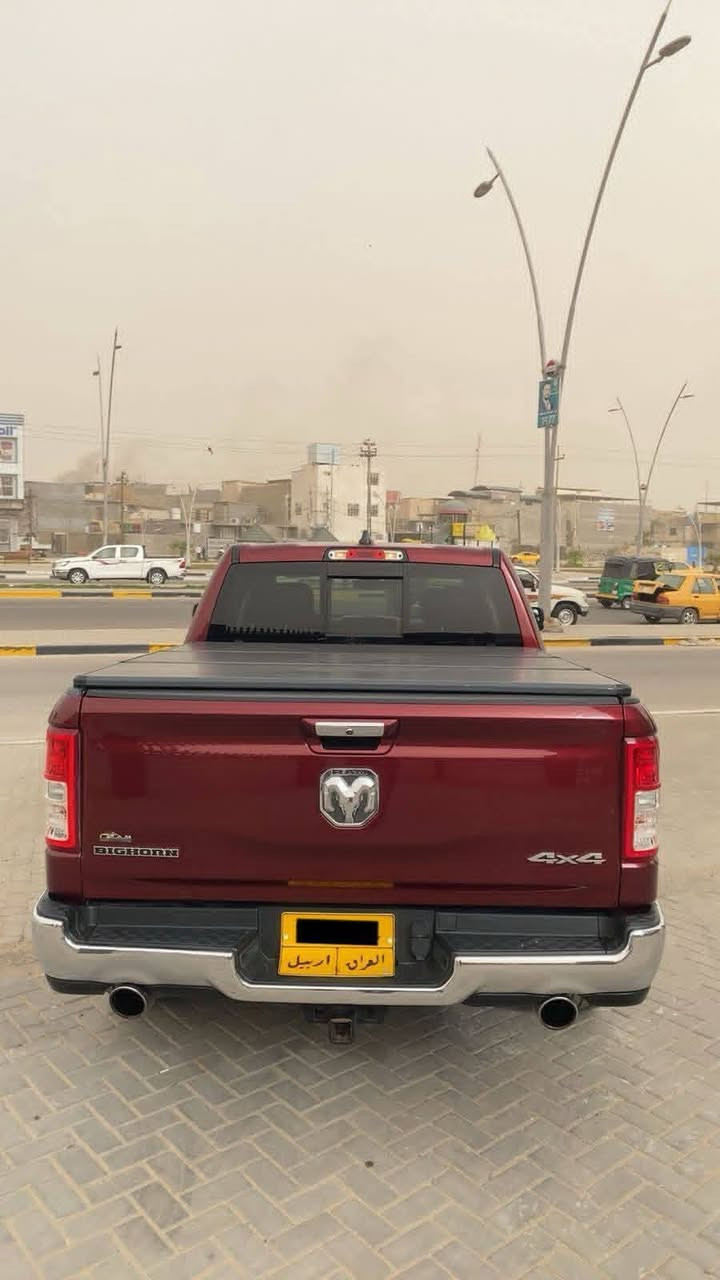 السلام عليكم
للبيع
دودج رام موديل 2020
باب طويل بدي قصير 
محرك 8 سلندر 5700cc
وارد امريكي حادث
ماشيه 53 الف
السيارة جديدة كلش وجاهزة
رقم شمالي اربيل باسم ولد
ريد تحويل ثاني تريد وكالة
سنوية 27 جديدة
السعر 260 وبيها مجال
الاستفسار الاتصال
*********** 
***********
