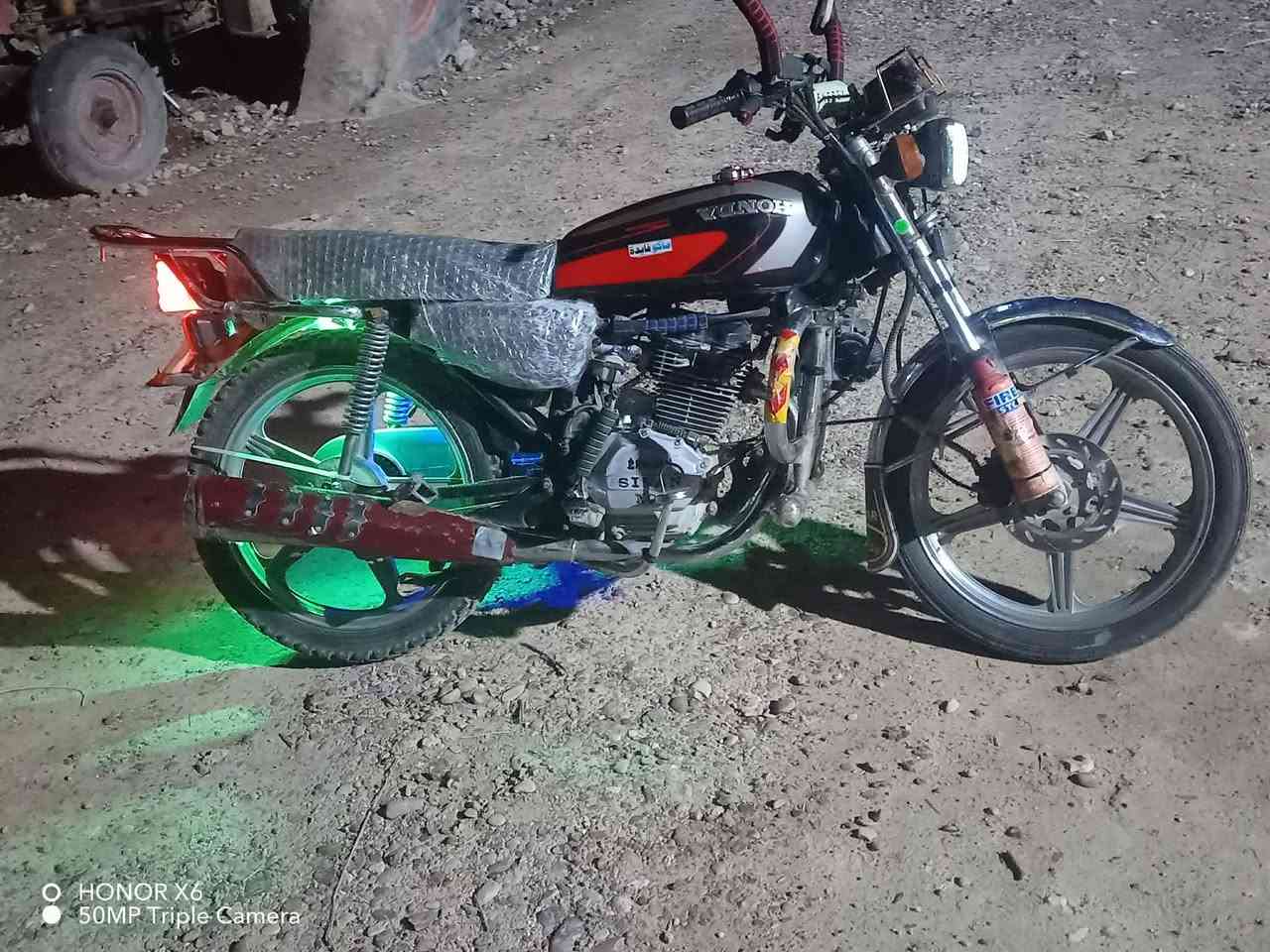 سلام عليكم موطور سيفان موديل 20نضيف سلف كهربائيات كلها شغاله.كشره جديد رايده مراوس بسايم فقط


**إذا كنت صاحب هذا الإعلان وتريد حذفه لأي سبب، رجاءا أرسل رسالة إلى الدعم الفني**