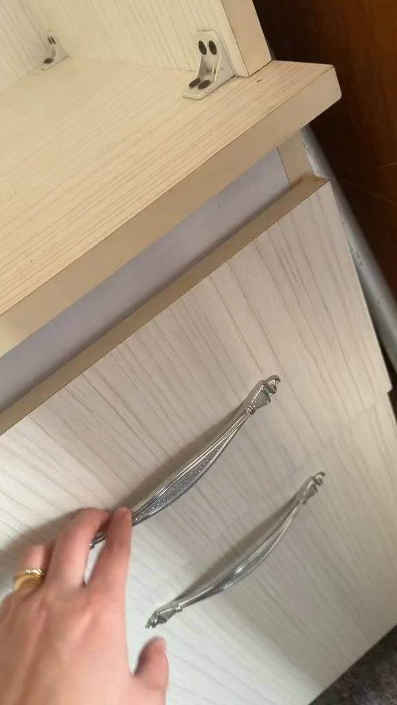 مێزی دوکان بۆفرۆشتن شوێن هەولێر بۆنرخ نامەبنێرە


**إذا كنت صاحب هذا الإعلان وتريد حذفه لأي سبب، رجاءا أرسل رسالة إلى الدعم الفني**