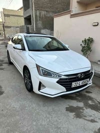 النترا موديل 2019 للبيع وارد امريكي بيه اربع قطع صبغ بدون اي ضرر داخلي...