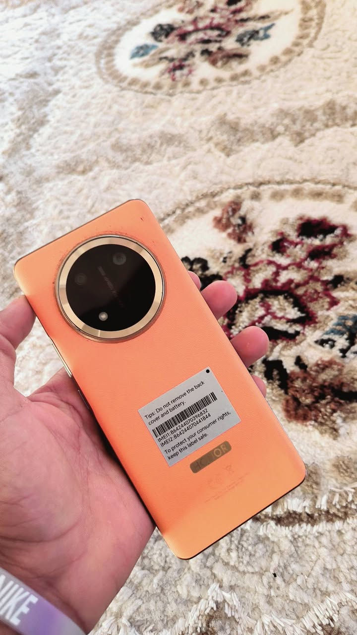 السلام عليكم هونر اكس تسعه سي رام 12 ذاكره 256 ملحقاته كامل ويا السعر 330 الرقم ***********
