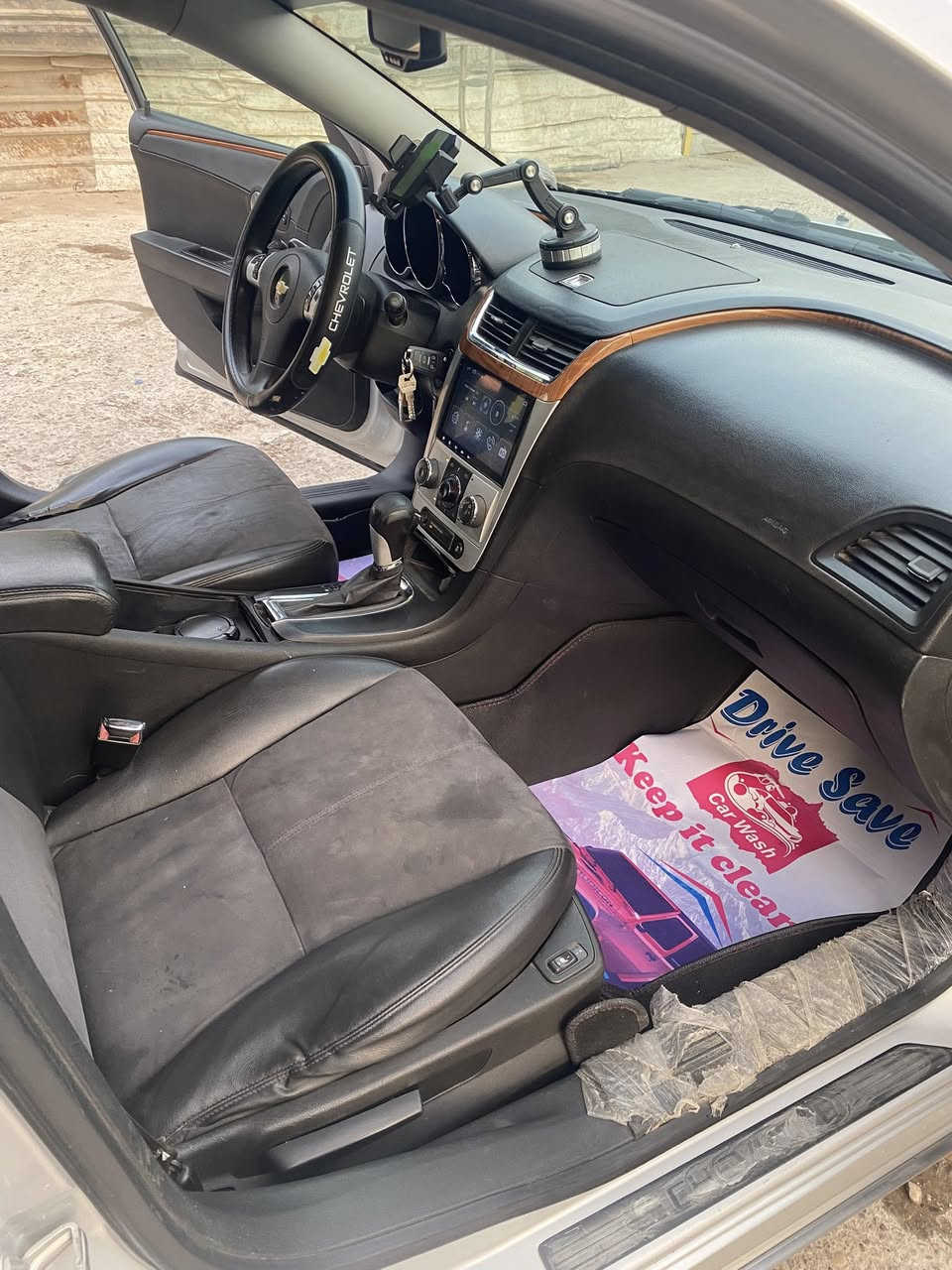 سلام عليكم
للبيع ماليبو مديل2012
مكينه2400
حادث جاملغ وبنيد
بيهه قطع صبغ ابيع احزام
السعر70وبي مجال بصيط
***********
