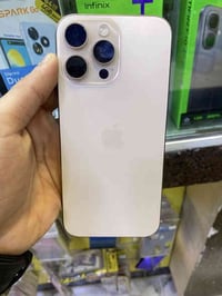 آيفون ١٦ برو ماكس • ذهبي • واحد ع واحد