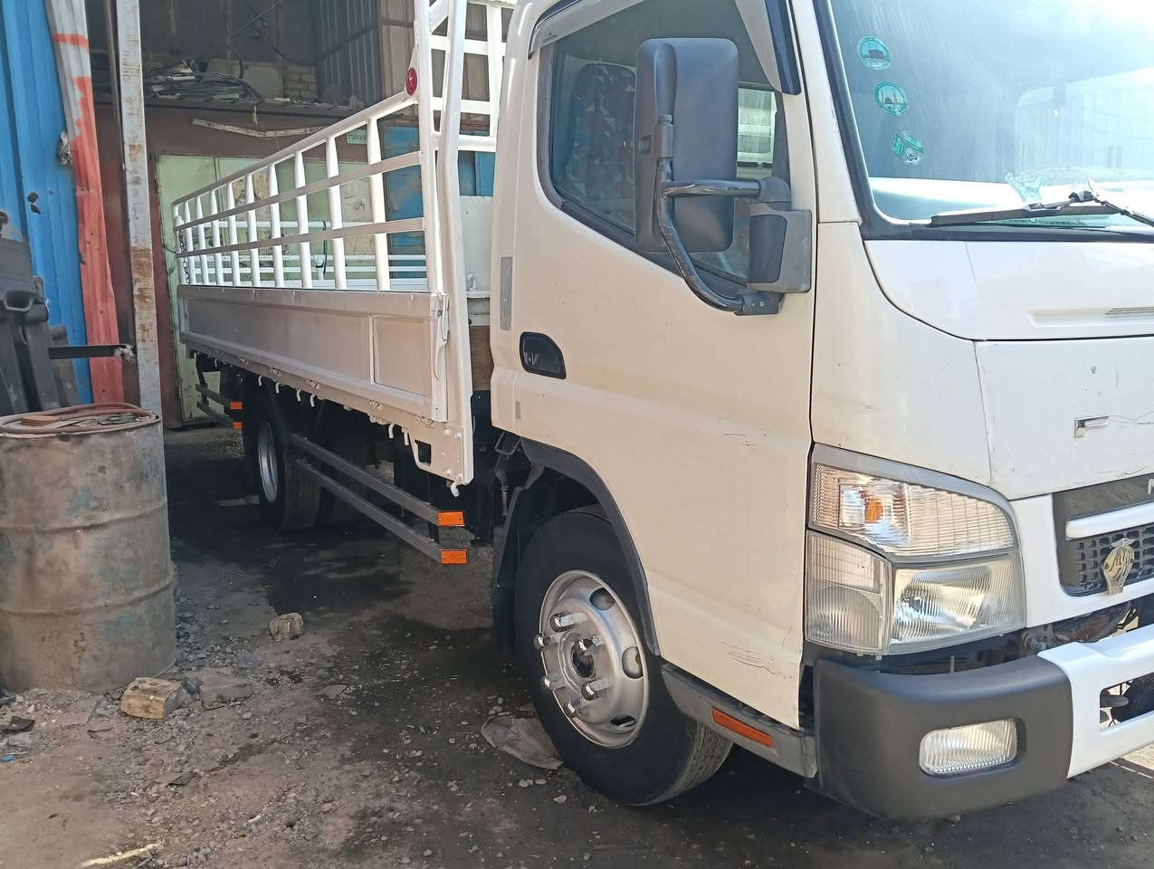 سلام عليكم كنتر للبيع طول 5 متر موديل 13باسمي رقم بابل انكليزي عنوان بغداد ملاحظة البدي مصبوغ سعر $200 بي مجال موبايل ***********
***********
