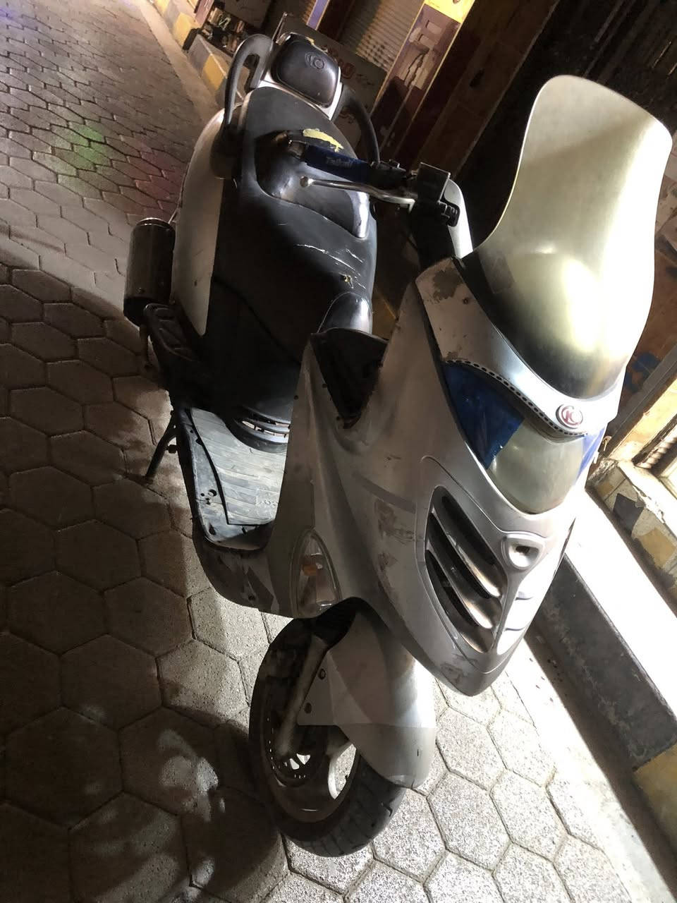السلام عليكم 
كايمكو چبش الكراند دنك 
محرك 150 
شغال نكرة بكل وقت
كهربائيات كلهة شغاله
دراجة نشطة ورزنه كلش حلوة

يرادلهة ترتيبات بسيطة ❤️

سعرهة 300 الف فقط 

مكاني الرمادي // ***********
