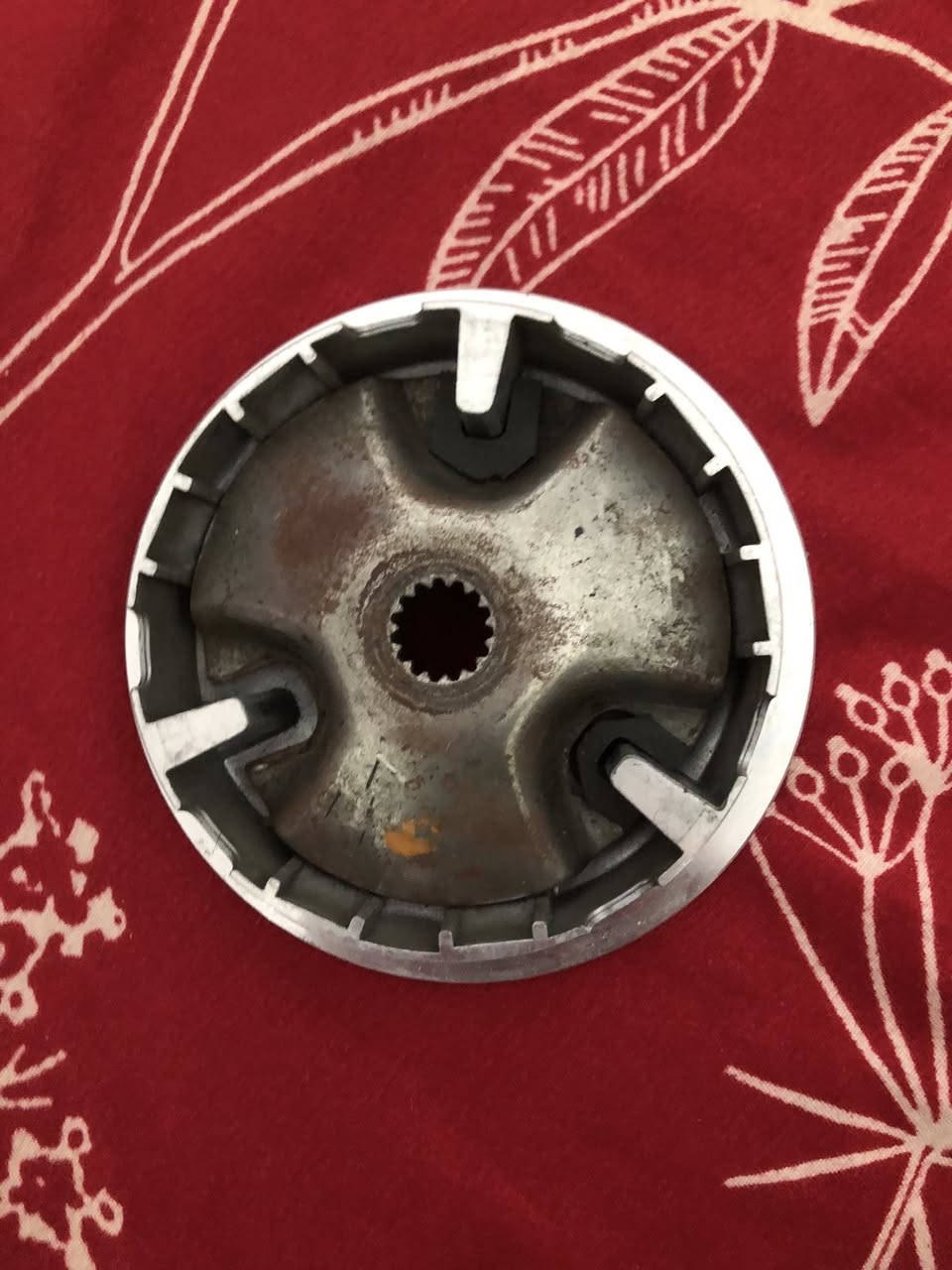 سلام عليك كلج رياضي مال 140عام للبيع جديد  شديته ساعه وشلته سعر ٤٠ رقم ***********
