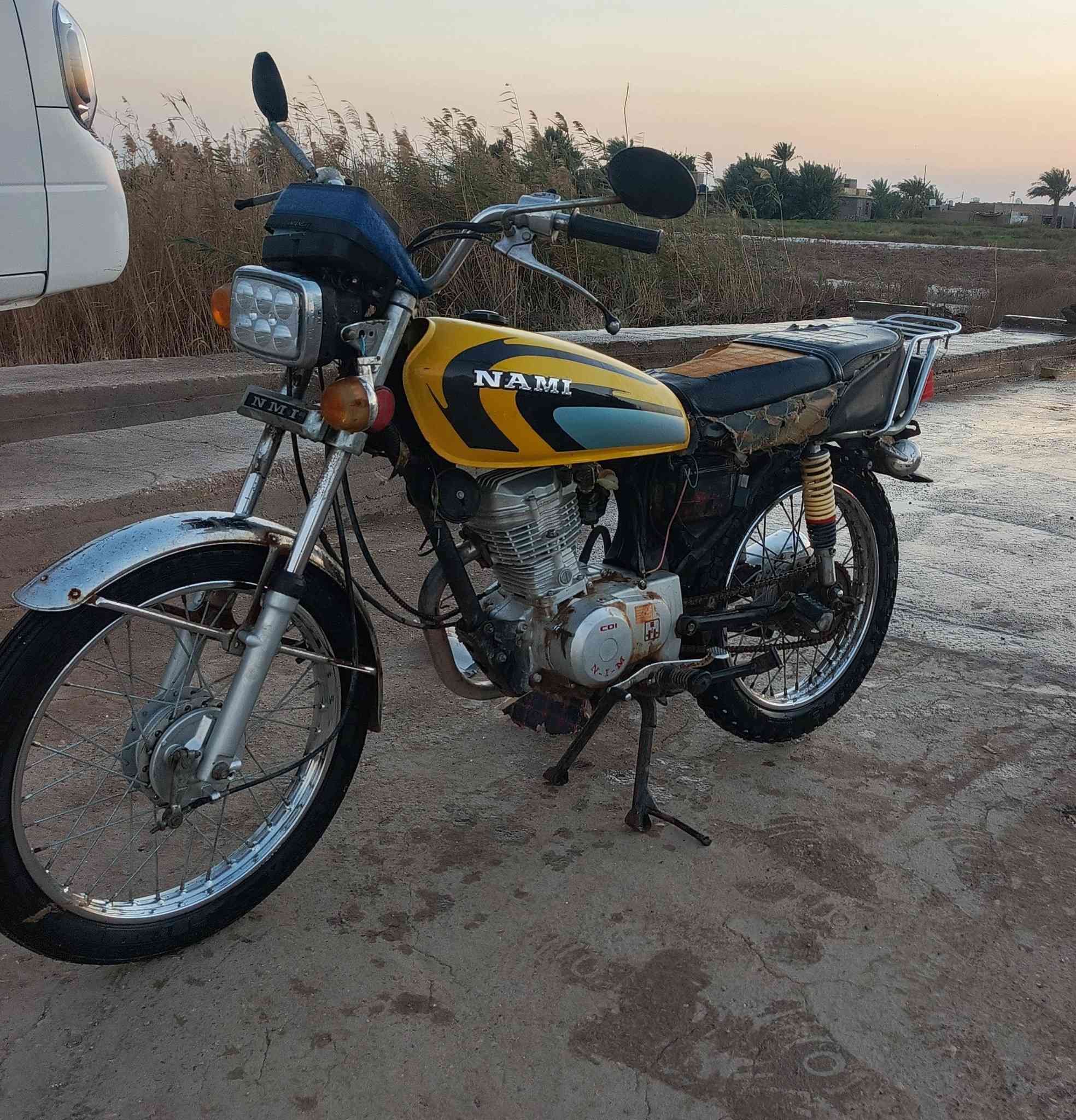 السلام عليكم 
دراجه للبيع موديل 2013
دراجه جاهزه 
للاستفسار 
***********
***********
