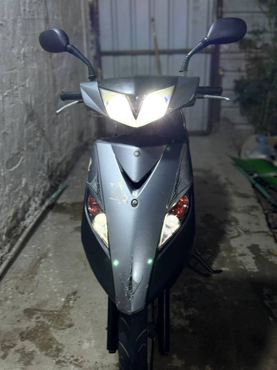 سلام عليكم ورحمة الله وبركاته دراجه ثعلب 140 للبيع نضافتهه كدامكم دراجه لا نضوح لا تبخير ومكفوله من صوت بلمكينه وكهربائيات كلهه شغاله اشاير دبل صار شهر ونص من مشتريهاا مكاني بغداد الكريعات قرب مطعم لبلام
رقم الهاتف ***********
