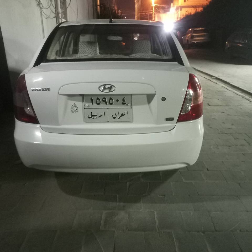 السلام عليكم  سياره اكسنت موديل 10 المحرك 1600 السيارة بيها جاملغ ايمن بي صبغ والباب بجهة السايق بيه  بارد السيارة نضيفه جدا الحداديه  جديده وتخم تاير جديد وإذا اكو مراوس هم عادي المكان النجف الكوفة السعر89 ورقه وبيه مجال للشراي *********** النجف, العراق
