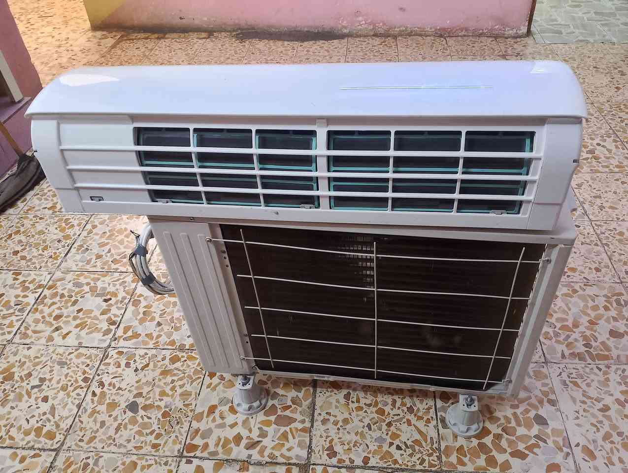 السلام عليكم سبلت واحد طن نوعية توسوت نظيف كلش ماداخل تصليح على وضع الشركه مغسول جاهز كبل شده نتقلنه البيت ثاني وماعندي مكان انصبه وياء بوري 6متر المكان بغداد الشعله السعر 275 وبي مجال


**إذا كنت صاحب هذا الإعلان وتريد حذفه لأي سبب، رجاءا أرسل رسالة إلى الدعم الفني**