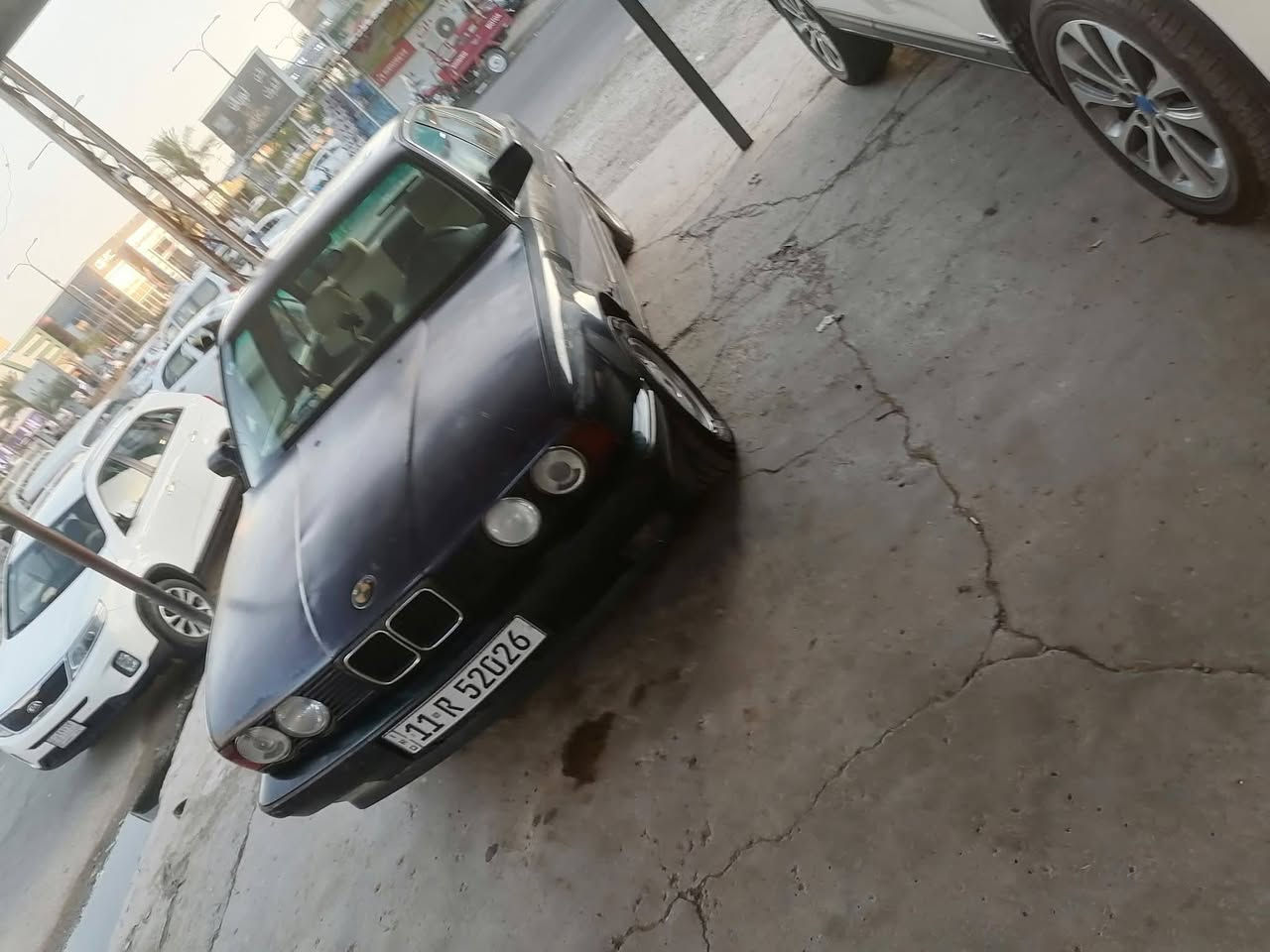 للبيع ...BMW حجم 525 مسكر كابوس السيار رقم بغداد بأسمي تحويل مباشر بدون وكاله سياره بلاديه فقط بيها جرد كهرباء جاهزه طخم تاير فتحة سقف ويل كروب گير اوتو منظومة زنون طخم مسجل سيدي والك شوف عينك السعر 55$ ورقه مراسلت الصفحه او الاتصال على الرقم ***********
