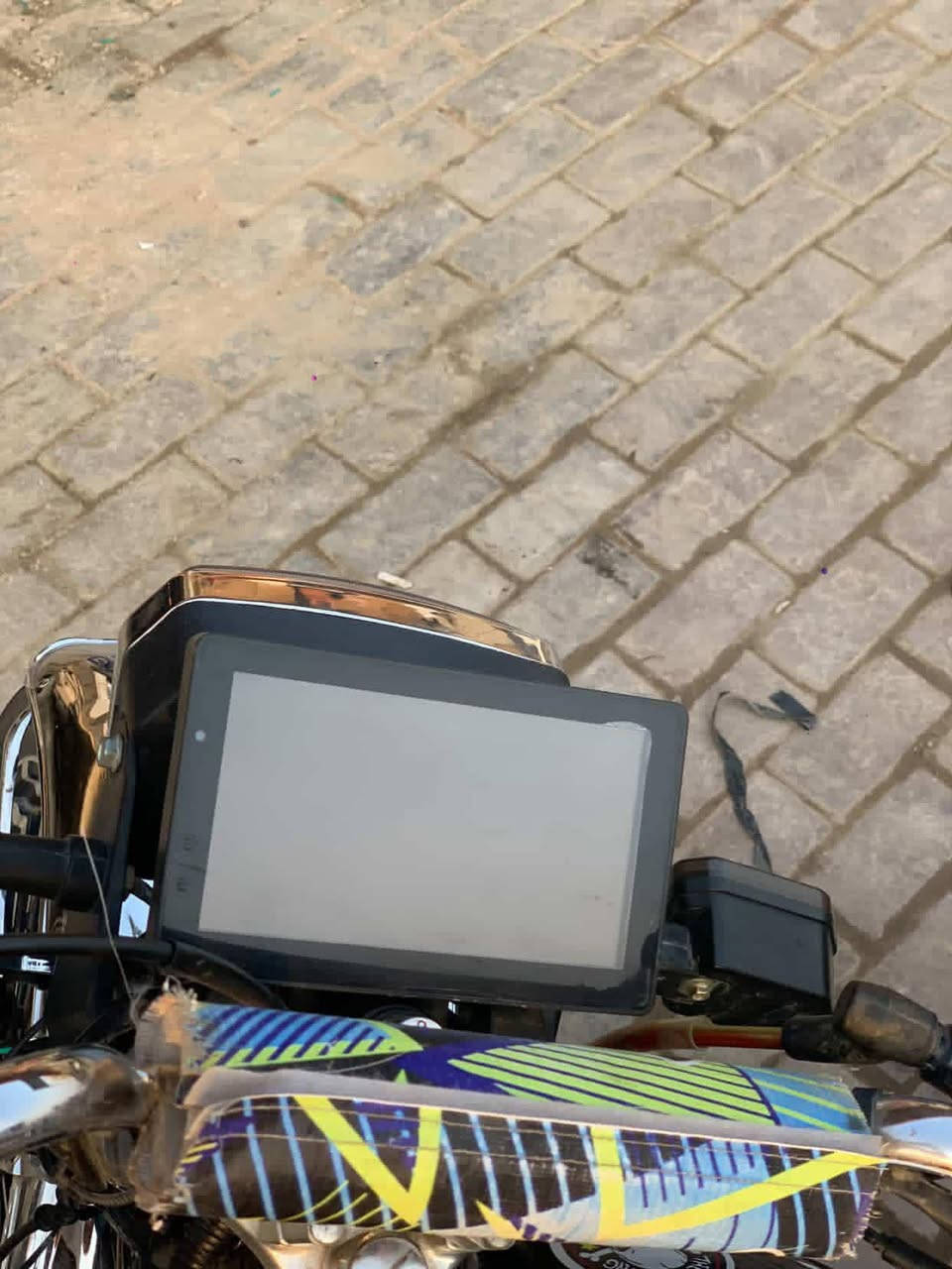 دراجه٢٥ منفيس بصمات مري كامله مكمله السعر ٨٠٠ او بيه مجال خابرني مراسله مارد ***********
