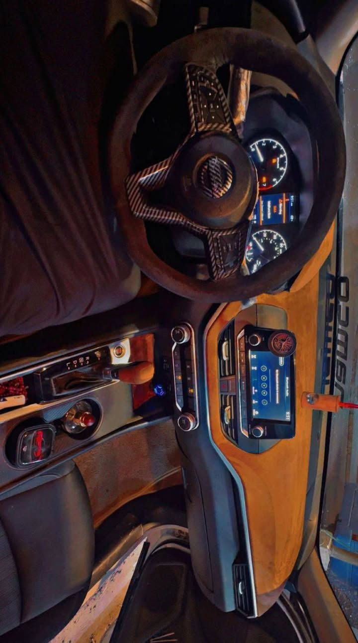 سلام عليكم سياره نيسان التيما  موديل 2021  رقم انكليزي سنويه ال 29 ضربتها بجم وارد امريكي  وباب الوره بارد  الفئه S السياره مناقصها اي شي مال بيت  / للبيع او المراوس حسب القناعه  السعر 116 / المكان البصره / *********** /***********
