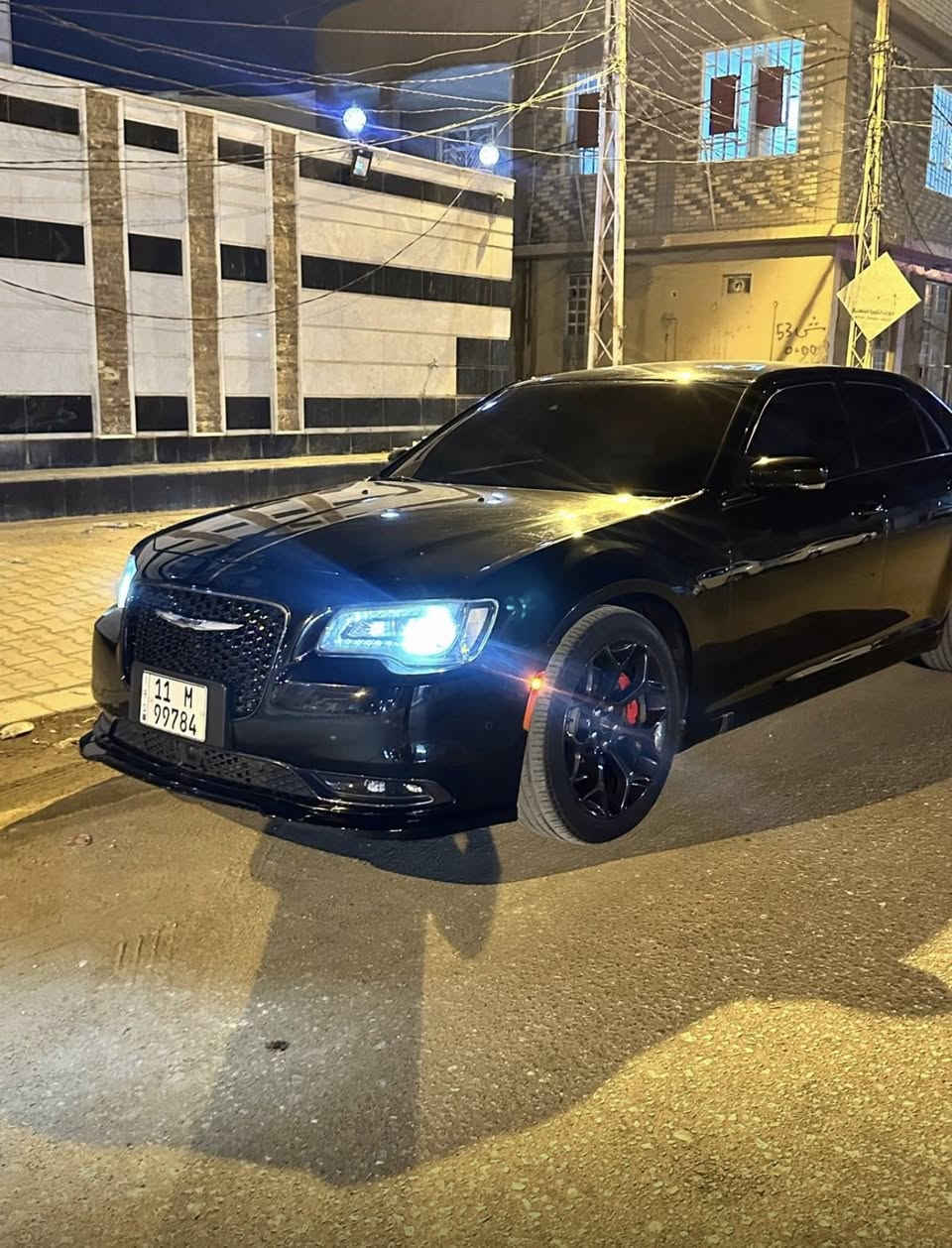 كرايسلر 2021 خليجي ماشية 93 كيلو 
السعر 310
المواصفات : السيارة فول 1/1
* بانوراما .
* رادار مع مانع تصادم .
* نقطة عمياء .
* حساسات امامية.
* مصابيح امامية زنون مع LED .
* ويل قياس 20 أنج .
* حساسات خلفية .
* بردة خلفية كهربائية .
* شاشه كبيرة مع نظام ملاحة نفكيشن GPS .
* سستم صوت الپاين مع سماعات بريميوم .
* مقصورة الركاب من الجلد الفاخر.
* مقاعد أمامية كهربائية عدد 2 .
* ذاكرة لحفظ وضعيات الجلوس (ميموري) .
* مقاعد أمامية تبريد وتدفئة .
* مقاعد خلفية تدفئة .
* تشغيل عن بعد .
* ستيرن كهربائي .
* تدفئة ستيرن .
* محدد سرعة .
* تلفون بلوتوث .
* كاميرا خلفية .
* مرايا متحسسة للاضاءة العالية .
* كير شفتر بالستيرن .
* دخول ذكي (بصمة) .
* حاضنة اكواب تدفئة تبريد
بيها بيبان اثنين بارد 
مكان السيارة نجف 
***********
