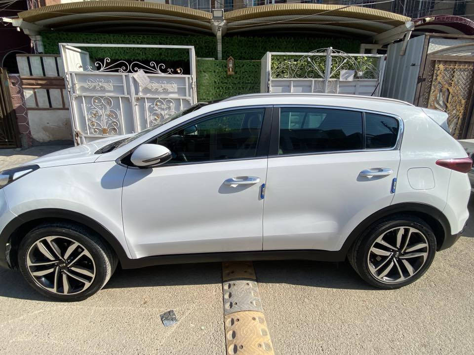 سبورتج 2020 محرك 2000 بانوراما شاشه كبيره مري شفط اشاير مري كامره حساسات خلفيه بيها باردبالجاملغ الامامي بسمي السياره موجوده بغداد  
السعر 105 
***********
