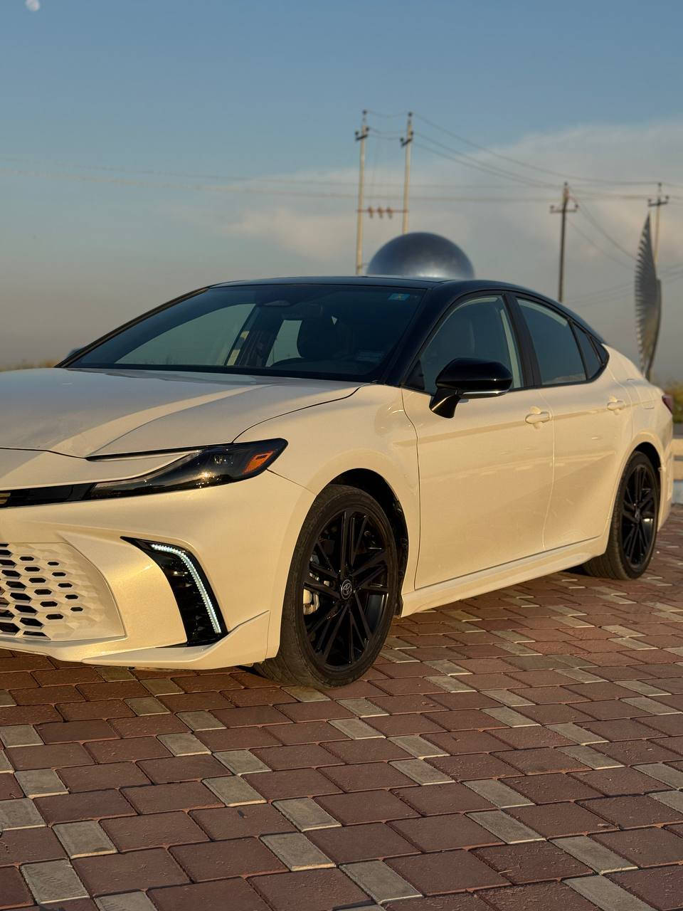 السلام عليكم للبيع فقط
تويوتا كامري 2025 XSE Hybrid 
 هايبرد وارد أمريكي 
ماشيه 22 الف 
رقم بغداد 
Two colors    لونين بلادي 
 سحب أمامي FWD المرغوب
ملاحظة
 صبغ (دعاميه فقط وتعديل بارد بالبنيد ارباك استيرن وبرده شادلها تفصيخ يعني بلادي)
الدواخل سليمه 100%
 صور الحادث ويه المنشور
 السعر: 260$
الورقة:
هاتف ***********
مكان السياره سامراء
