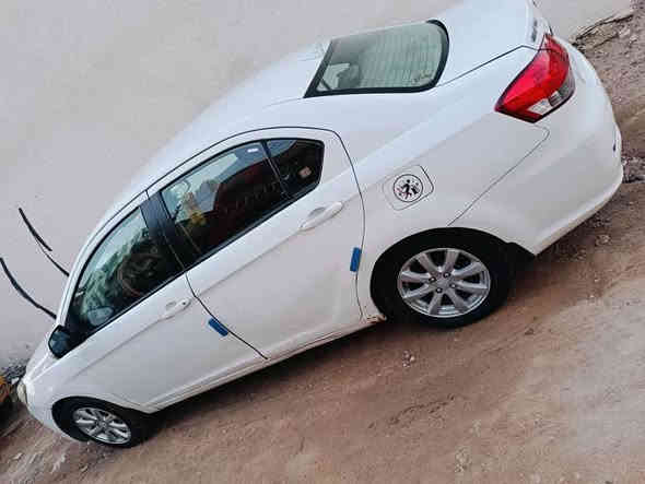 السلام عليكم سيارة كريت ويل صالون موديل 2011 للبيع السيارة نظيفة كير ومحرك خير من الله تدفئة تبريد حدادية شويه يرادلها شغل بأسمي مداور ثاني يوم المكان (كربلاء) السعر 40 وبيها مجال للاستفسار ***********
