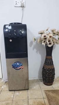 براد  الحافظ شغال حار بارد ثلاجة السعر 65 نهائي مكاني بغداد  077607749...