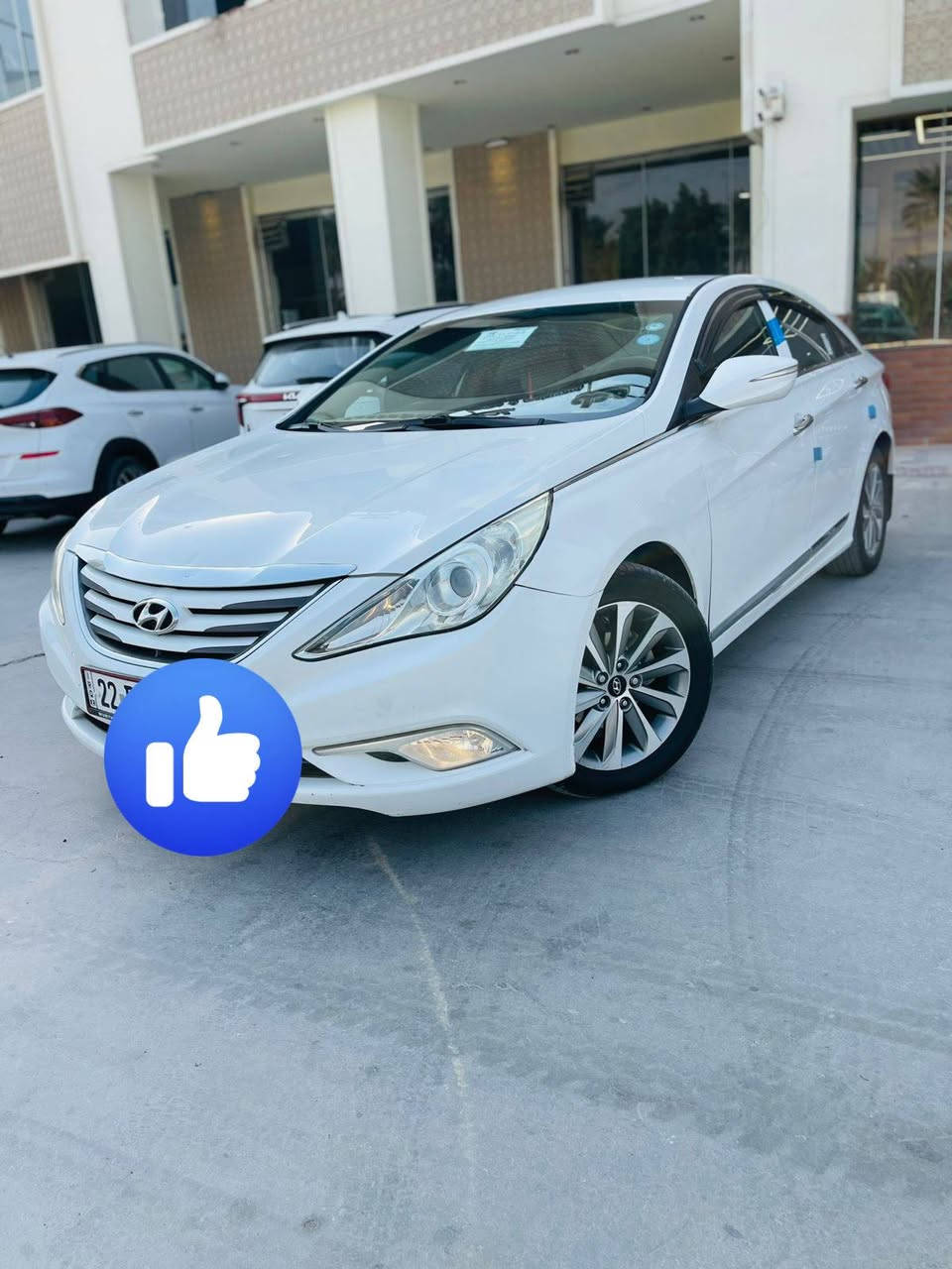 سلام عليكم
سوناتا 2013 خليجي شكل ال14
فول مواصفات ماعده البانروما
كفاله عل سونار من الضربه والصبغ والتبديل
فقط بارد بسيط
عارضه ١٣٥ وبيه مجال
مكينه 2400 مامفتوحه بلباكيت
تبريد امامي وخلفي شفتات ستيرن تحكمات جهتين شاشه كامره ومدوشمه وكشنات وارضيه
 ويل كروم جاهزه مابيه اي نقص
رقم أربيل انكليزي تحويل وكاله حاضر
*********** او***********
