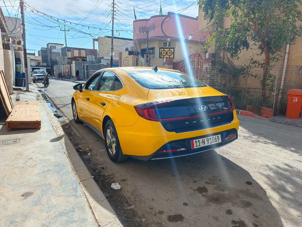 سلام عليكم 
سوناتا 2029 بغداد ماشيا 100 الف سياره جديده حادث خفيف سياره جاهزه من كل نواحي سعر سياره 173 بيها مجال قليل.رقم بغداد تحويل مباشر مصفرها صور حادث بمنشور مكان سياره ديالى بلدروز او بغداد نهضه ‭0770 724 0002‬ هذا رقم صاحب سياره

