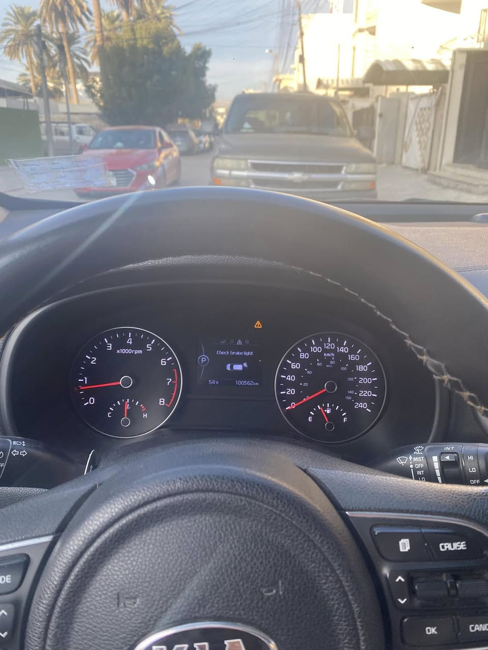 السلام عليكم سبورتج ٢٠١٩ لون اسود للبيع وارد امريكي حادثه الدعامية الامامية والجاملغ الايسر بدون ايرباك داخل ابيض مواصفات عادية السيارة جاهزة من كلشي البنيد بيه طافي وليس جارد محرك ٢٠٠٠ Gdi السعر ١٥٥ ورقة وبيه مجال الاتصال على ابو شمس ***********
