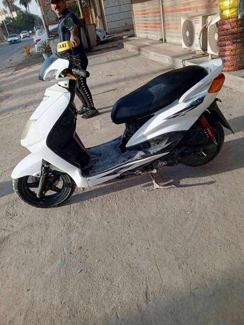 للبيع سكنس نثيه كامله على اخر حبايه
السعر 500 بيه مجال قليل كلش 
المكان الكاظمية الطي شارع الوزراء 
***********
