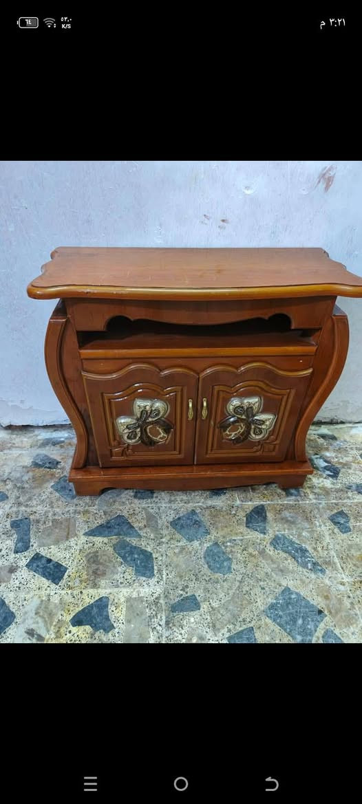 السلام عليكم
عرفه اخشاب نجاره تزكام جديده نهايته مكان ناصريه ***********
السعر600 دولار
