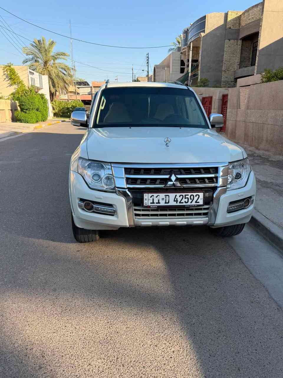 سياره للبيع باجيرو موديل2008فول مواصفات فتحه كشنات كهرباء فول سياره جديده وجاهزه من كل النواحي مابيها ولا نقص كير مكينه كفاله صدر امامي خلفي جديد بيها ثلاث قطع صبغ السعر 115ورقه وبيها مجال للاستفسار***********
