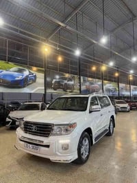 تويوتا لاندكروزر شركه جيهان موديل 2013 فولل فول  سياره كفاله عامه بدون...