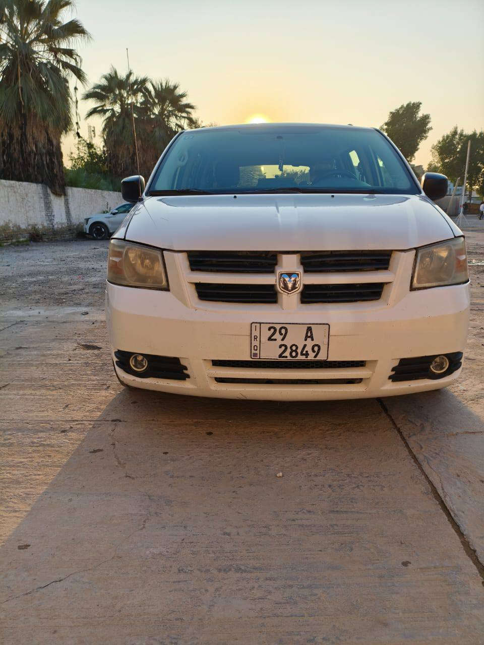 السلام عليكم
دوج كرفان 2008 مكينه 3800 جديده ضفيره جديده تخم تاير جديد تبريد 3قطع غرفتها حلوه السونر موجود السعر 115 وبيها مجال رقم واسط مكاني كاضميه ***********
