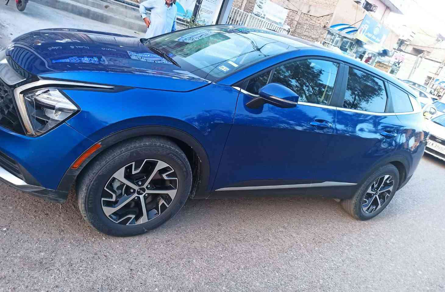 كيا سبورتج وارد امريكي 2023 مواصفات EX فول مواصفات عده البانوراما
بصمه تشغيل 💎
تشغيل عن بعد 💎
كشنات هيتر 💎
كرسي كهرباء 💎
سايد بريك بصمه 💎 
قطعتين تبريد 💎
ويل 18 كروم 💎
مكينه 2500cc💎
كير 8 نمر 💎
اشاير مري 💎
لايت عدسات زنون 💎
كشنات جلد 💎
ضرر السياره . تبديل باب فقطط ايرباك راجع سستم
 غيرها كفاله عامه السياره 
مكان السياره (ديالى بعقوبة) 
***********
تترقم جميع المحافظات عدى 
الشمال منفيس بسمي 
كبل ابصملك
سعر ١٦٣  بيها مجال

