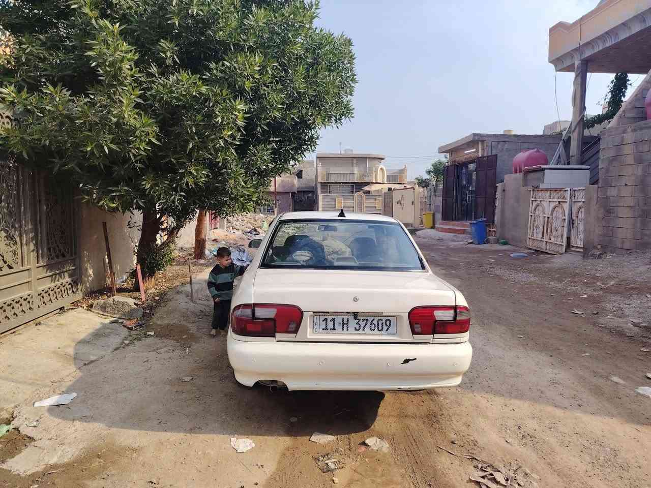 السلام عليكم للبيع برتون 2004 
السياره مصبوغه حزام كير ومحرك مال حاويه 
التبريد بي ليك تدفئه شغاله تخم تاير جديد 
رقم بغداد نكليزي الي 2030 
السعر 48 وبي مجال 
رقم  ***********
