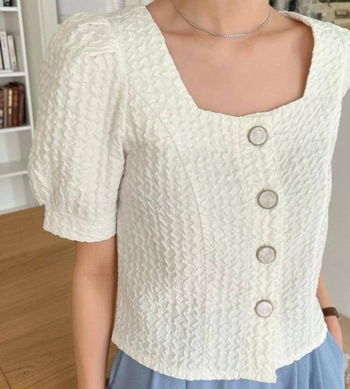 عندي ملابس شي ان فوك 70قطعه ابيعهن ب100 والي يريد اطكله صورهن خاص


**إذا كنت صاحب هذا الإعلان وتريد حذفه لأي سبب، رجاءا أرسل رسالة إلى الدعم الفني**