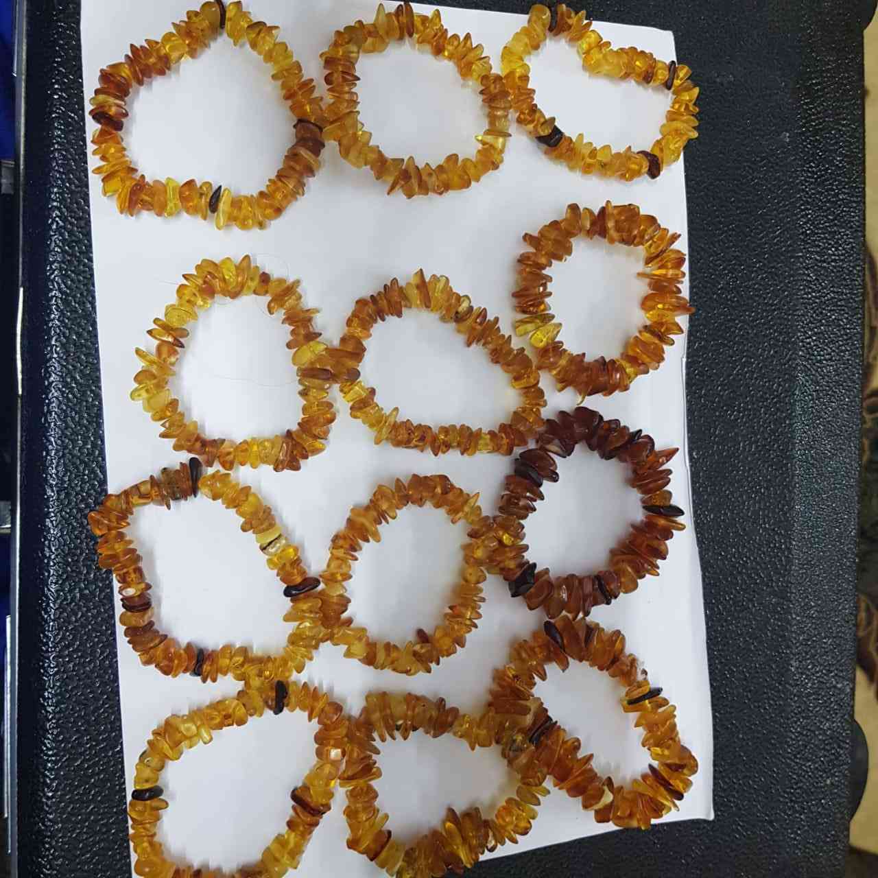 عقود مع سوارات  روسي خام للبيع جمله الغرام الف دينار


**إذا كنت صاحب هذا الإعلان وتريد حذفه لأي سبب، رجاءا أرسل رسالة إلى الدعم الفني**