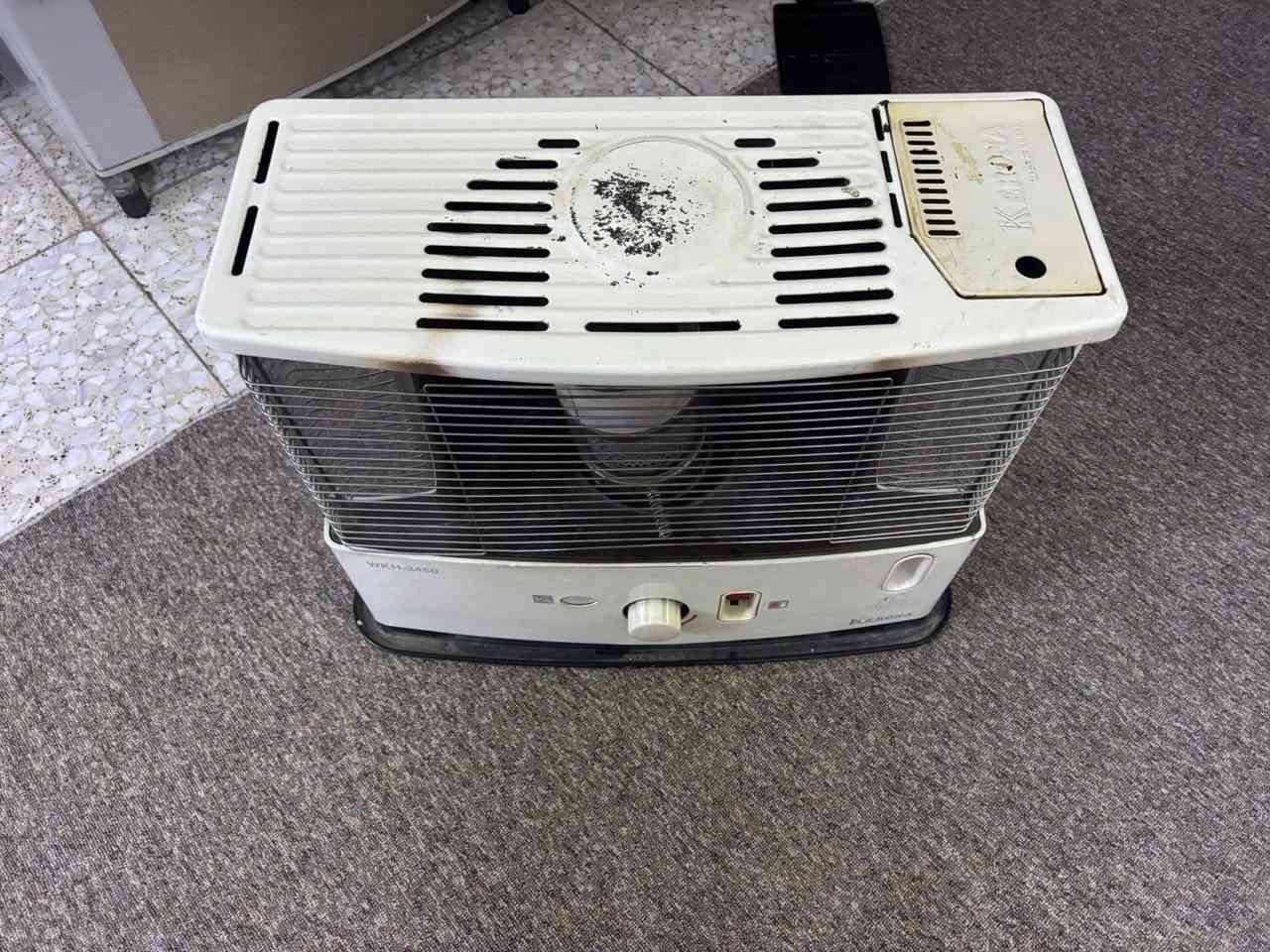 السلام عليكم صوبه ومكنسه كهربائية للبيع سعرهن الوحدة ع ٧٥ العنوان مدينة الصدر قرب سوق الاولى ***********
