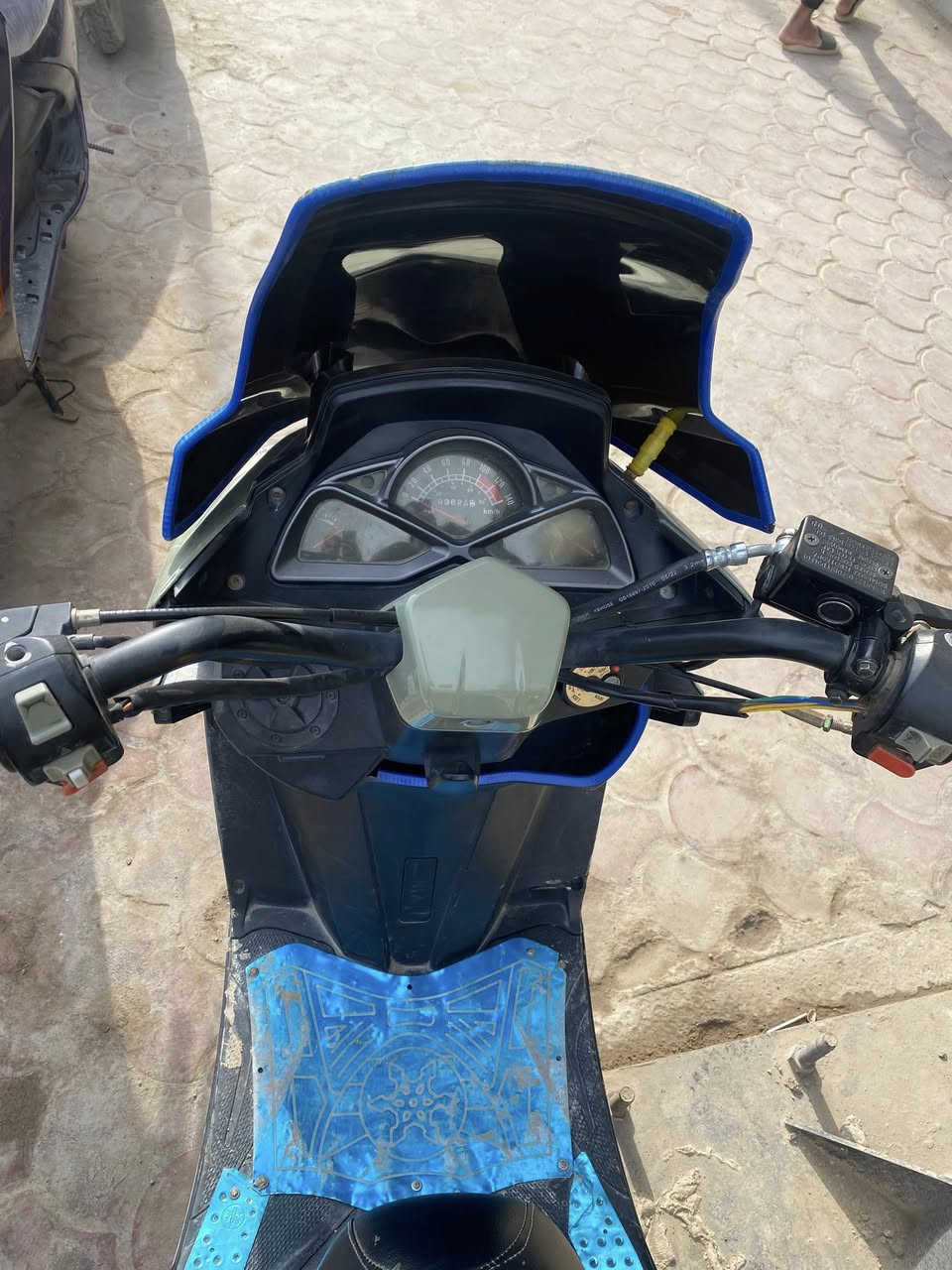 دراجة للبيع كهربايات شغاله ليتات شغاله حلوه الدراجه سرعت الدراجه 160///السعر ///250  الستفسار على الرقم ***********
