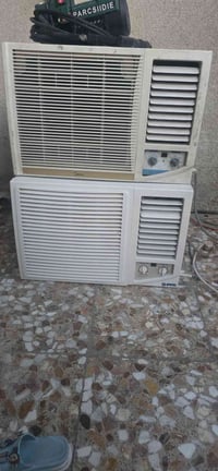 مكيفات عدد ٢ ثنين طن نضيفات ع فحص السعر ٢٠٠ 07716912591