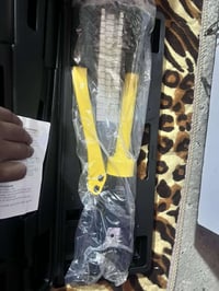 معراجه جديده بلكارتونه هيه وغراضهه  السعر ٢٥ الف  بغداد الامين  077103...