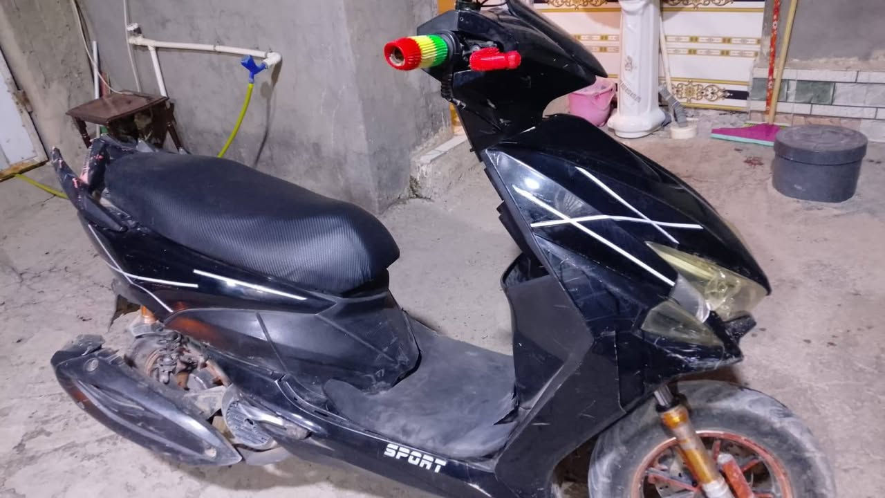 سلام عليكم دراجه اف اس للبيع مكاني محاويل الصباغيه  
السعر 400وبيها مجال


**إذا كنت صاحب هذا الإعلان وتريد حذفه لأي سبب، رجاءا أرسل رسالة إلى الدعم الفني**