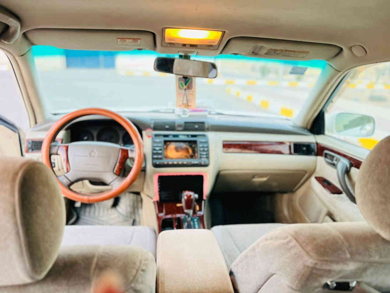 للبيع جنون ملكه رقم بصره نگليزي بسمي  بيه كصه جنطه  كير محرك مكفولات محرك ففتي  صدر أمامي خلفي جدد مشط جديد  تخم تاير سياره جاهزه مري شفط ستيرن كهربائي  كهربائيات كله شغاله تبريد قطعتين أمامي خلفي شغال  ثلج أصل كرستال سعرها 107 وبيه  مجال مكان السياره ذي قار مركز   رقم الهاتف
***********
