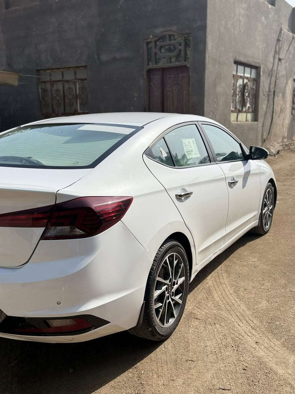 سلام عليكم النترا  بسمي موديل 2020خليجي كفالة عامة من الضربه والصبغ والتبديل محرك(2000دوش بلاد كير السعر 155 العنوان ناصريه سوق الشيوخ   والاستفسار أكثر اتصل ع الرقم ***********
***********
