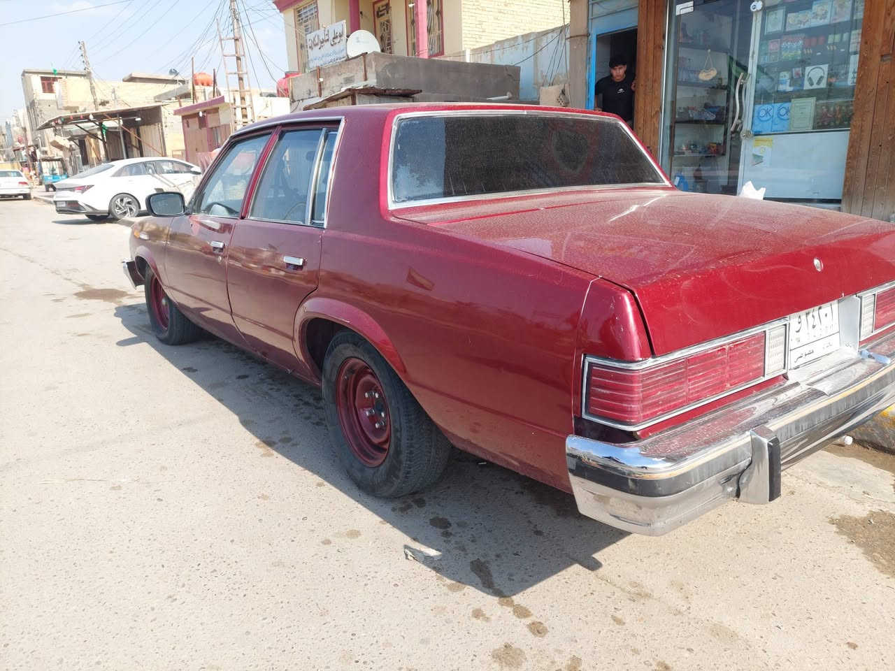 سلام عليكم
الحجيه ماليبو للبيع 
موديل ٨١
كير اوتوماتيك 
مكينه فيشه وبطل اسود مال ملكه 
اليساره مصبوغ 
ملاحظه
السياره تحتاج بطانه سايق ويدات داخليه وغاز تبريد
مكان كربلاء 
السعر ٦٠ ورقه 
***********
