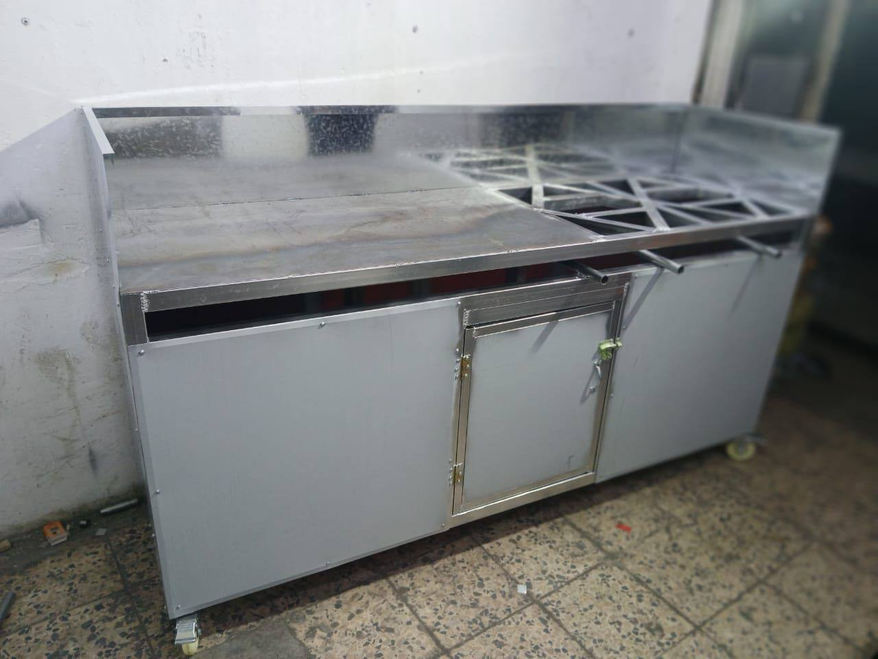 مناقل كباب وعارظات لحوم للحجز والاستفسار ***********
