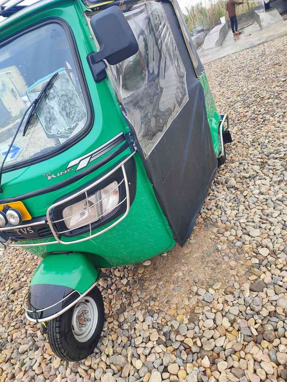 السلام عليكم تكتك البيع موديل 22 كفاله عامه سوبايه دوشمه محوره لوي باجاج رقم كربلاء بسمي سنويه نكليزي تحويل ثاني يوم جاهزه مال جناي كامله كبل الشارع سعر (8) وبيه مجال بصيط مكان بابل الشوملي خاص مامتواجد ***********
