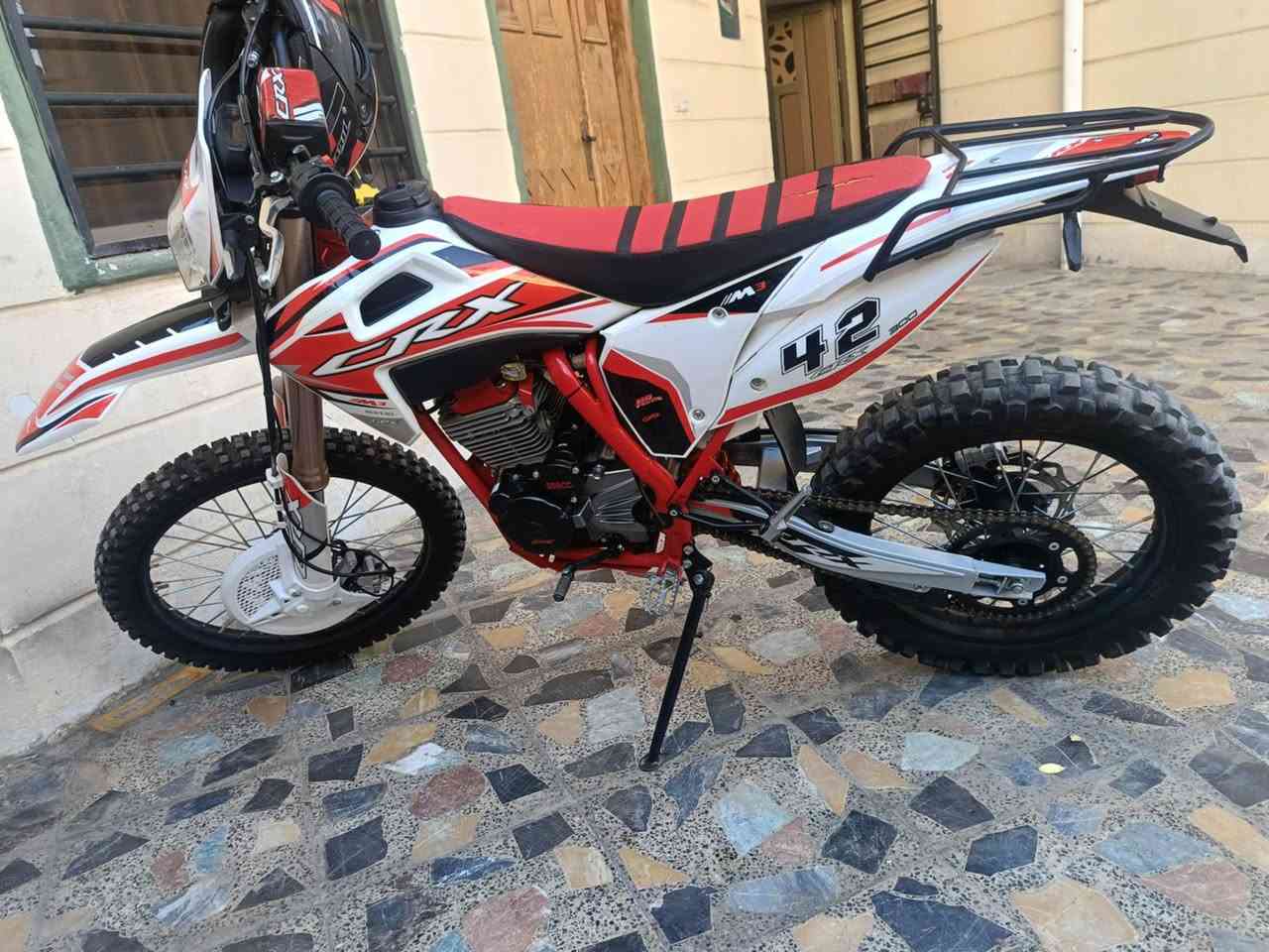 سلام عليكم قفاز crx 350cc مديل 2025 لون احمر للبيع السعر 900 قفل اخت الجديدة ممفتوح بيهه كلشي مستعجل عله بيعتهه شراي خاص


**إذا كنت صاحب هذا الإعلان وتريد حذفه لأي سبب، رجاءا أرسل رسالة إلى الدعم الفني**