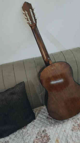 للبيع...
گيتار ياماها C40 الأصلي صنع إندونيسيا ،
ما يحتاج اشرح عنه هو يتكلم

سليم من اي ضرر بحالة الوكالة نظافة 100%
يأتي مع كافة ملحقاته
كابو أصلي
ريشتين
حقيبة جنطة

سبب البيع : احتاجيت فلوسه
السعر 135 وبيه مجال بسيط جداً
رقمي ***********
واتساب فقط
