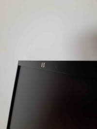 شاشة HP • حالة ممتازة • توصيل متوفر
